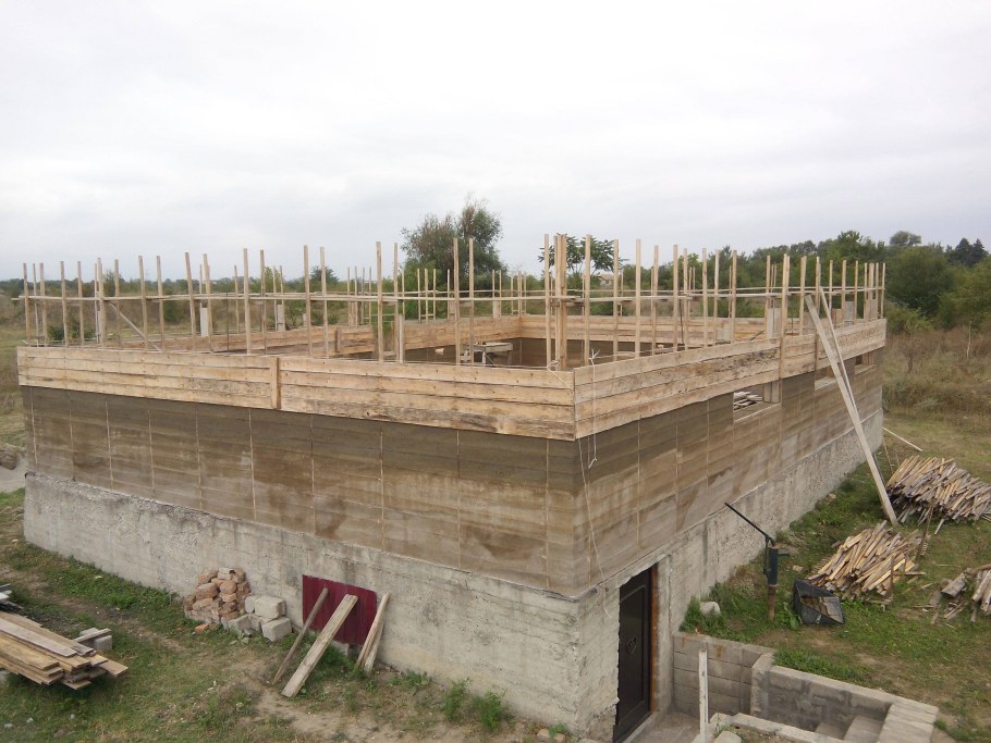 Монолит из опилкобетона