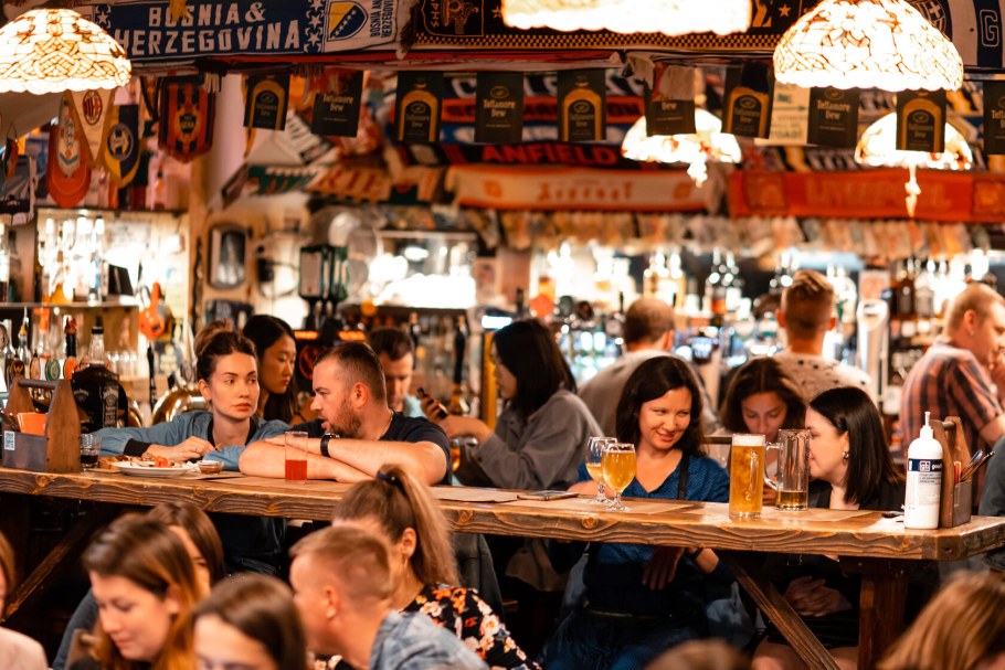 Английский паб интерьер