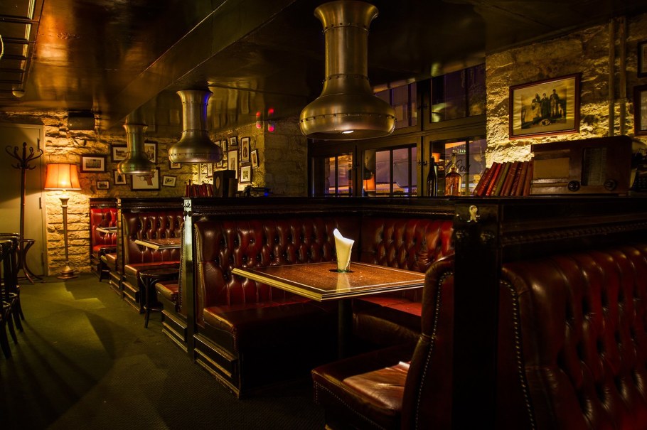 Ирландский паб Дублин вывески