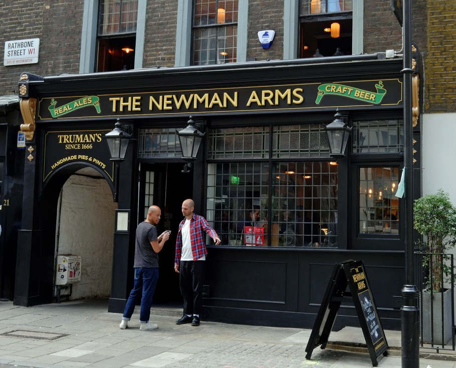 Олд Ингланд Бэнк паб в Лондоне