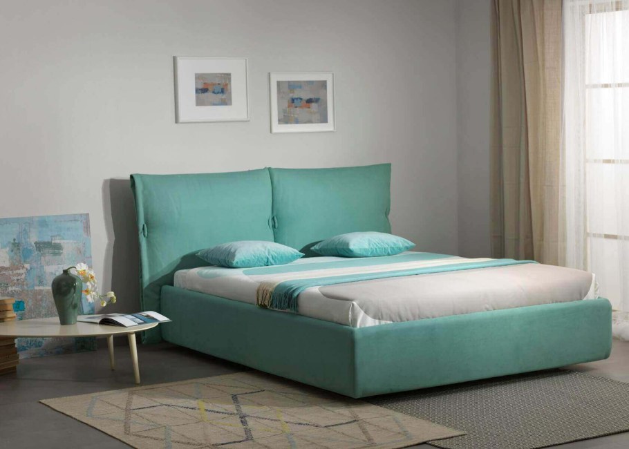 Кровать для девочки с мягким изголовьем