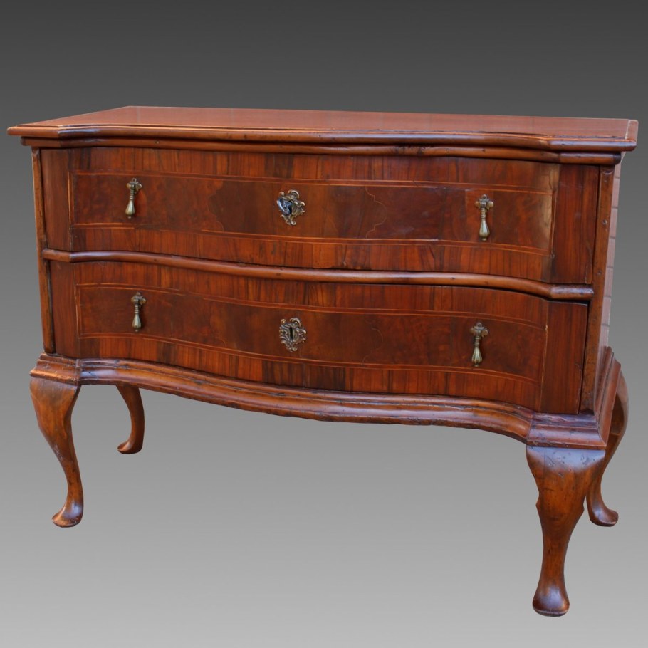 Антикварный комод в стиле Людовика XV