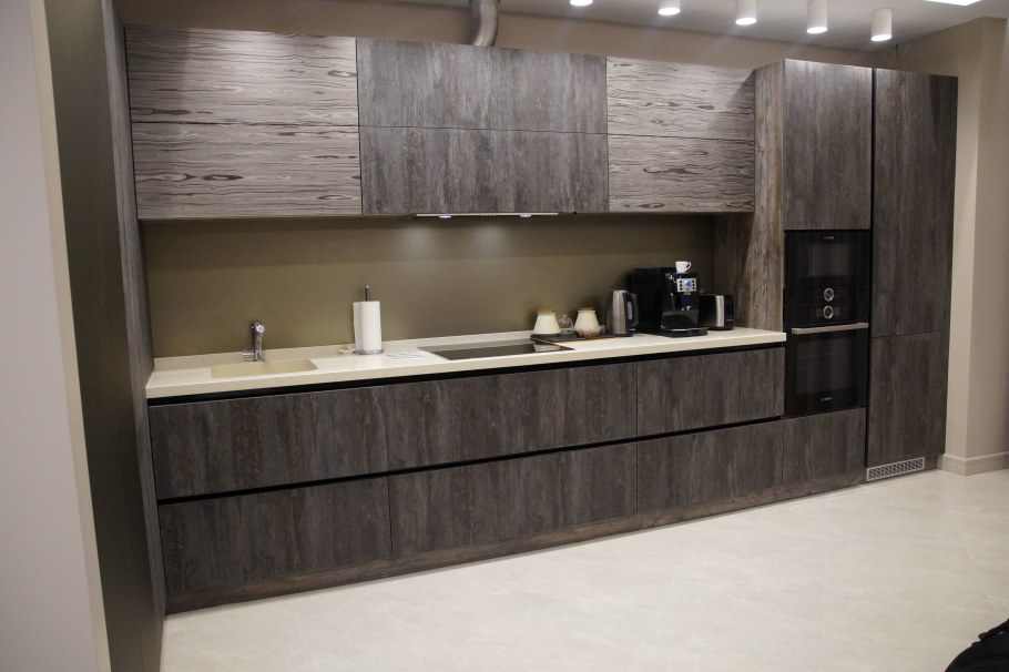 Алвик Эвора 004