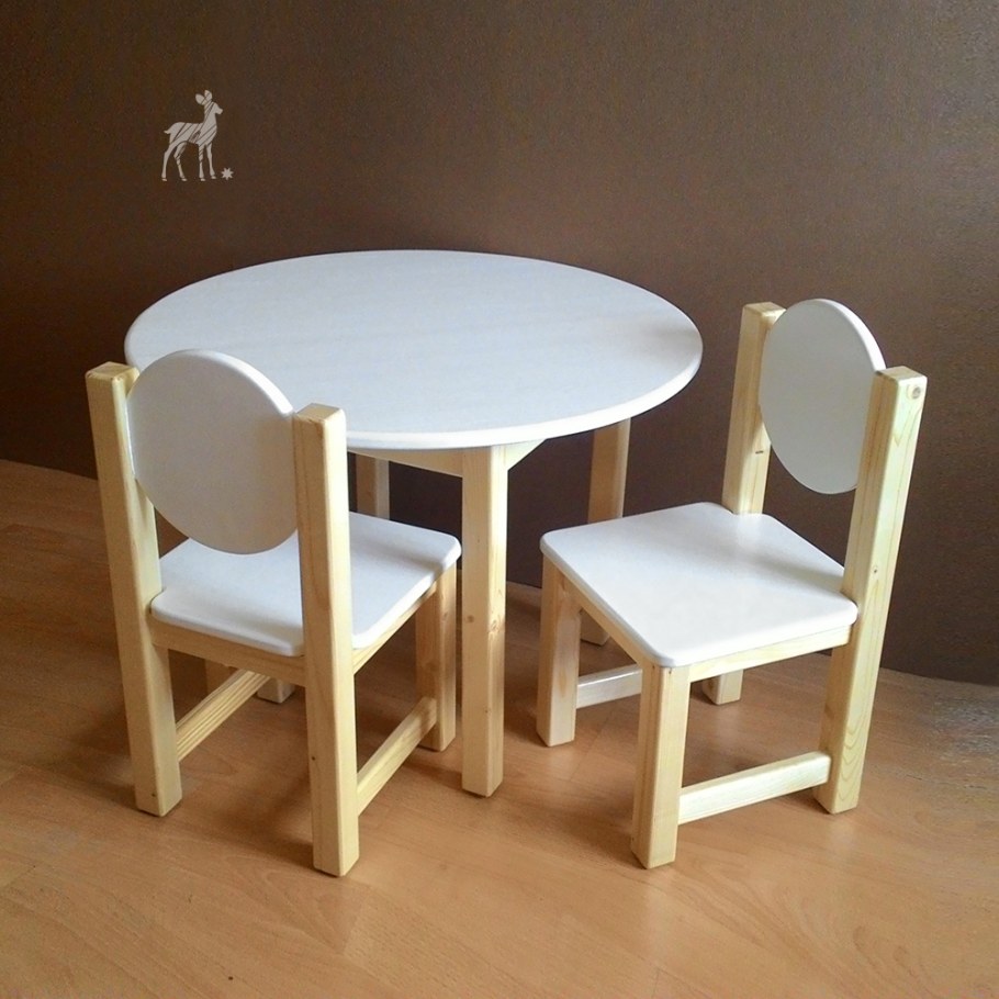 Столик детский со стульчиками