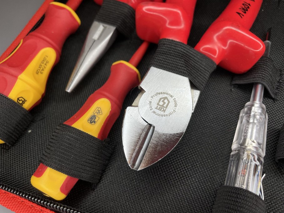 Набор диэлектрического инструмента НИИ-19, КВТ 73302