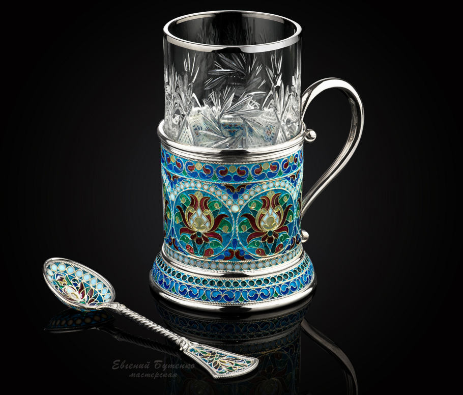 Серебрянный подстаканник Тутта