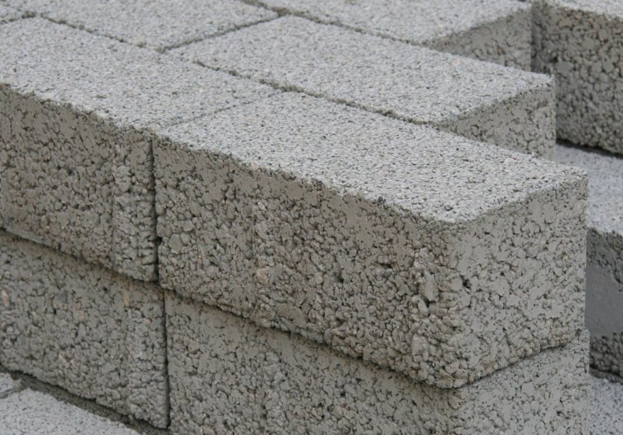 Блок керамзитобетонный полнотелый 400х200х200