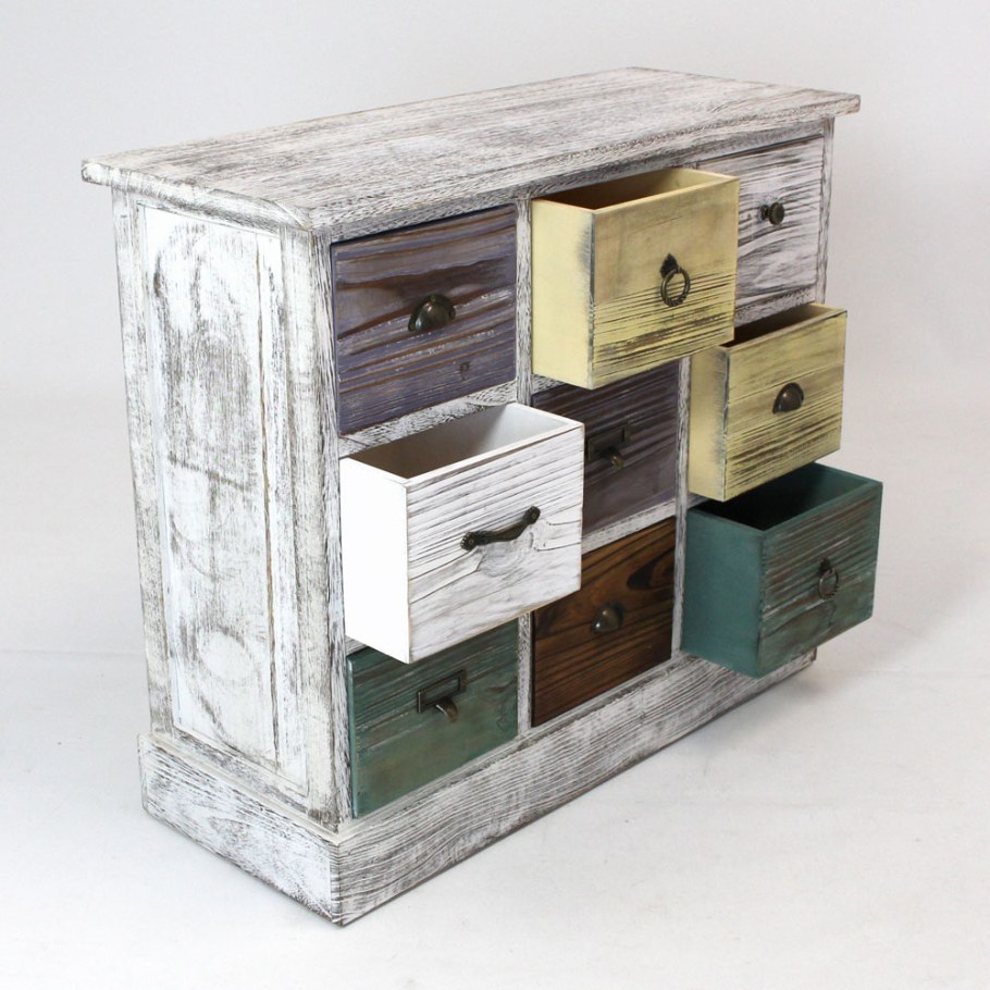 Комод с цветными ящиками