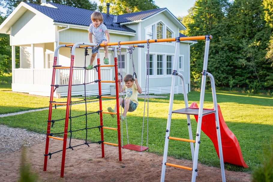 Детский дачный комплекс romana r 103.07.04 "богатырь"