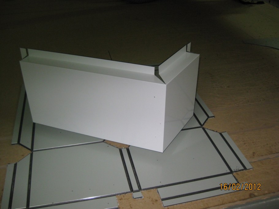 Фрезерованная кассета из АКП глубина 30-40 мм