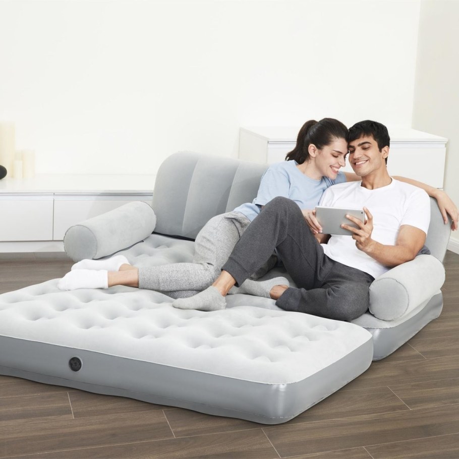 Кровать надувная "машина" 160 x 84 x 62 см 67714 4730493