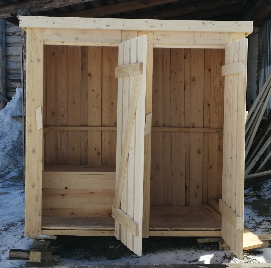 Дачный туалет с хозблоком