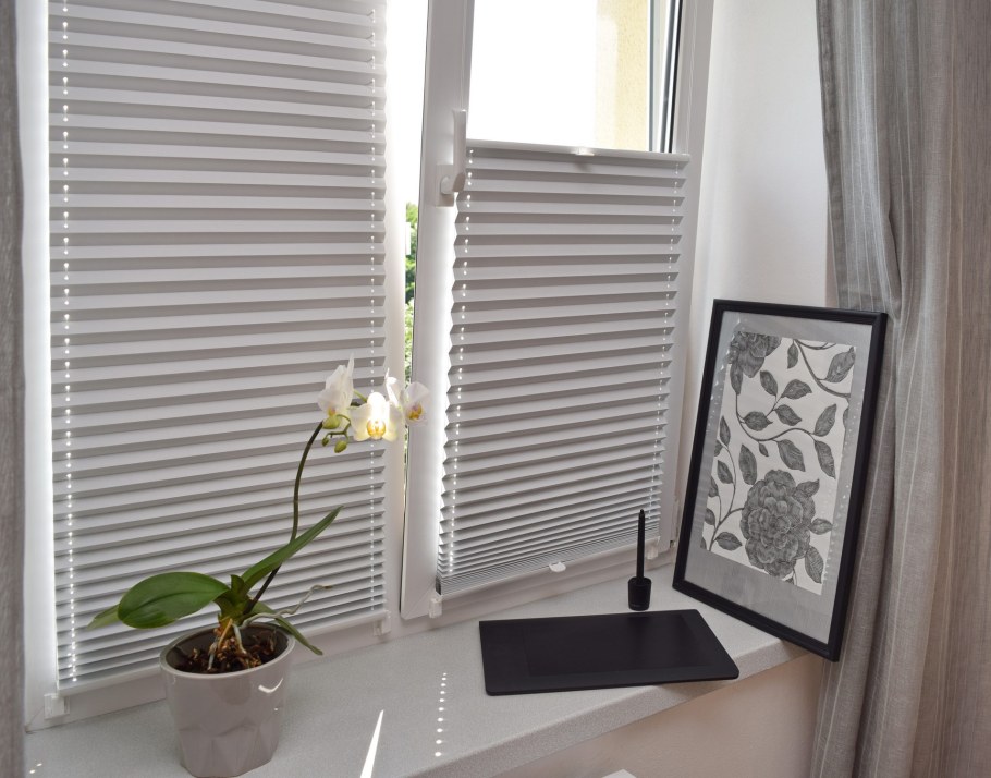 Шторы плиссе снизу-вверх