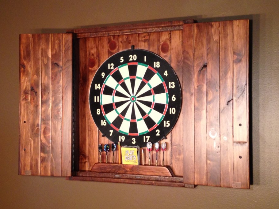 Кабинет для мишени дартс