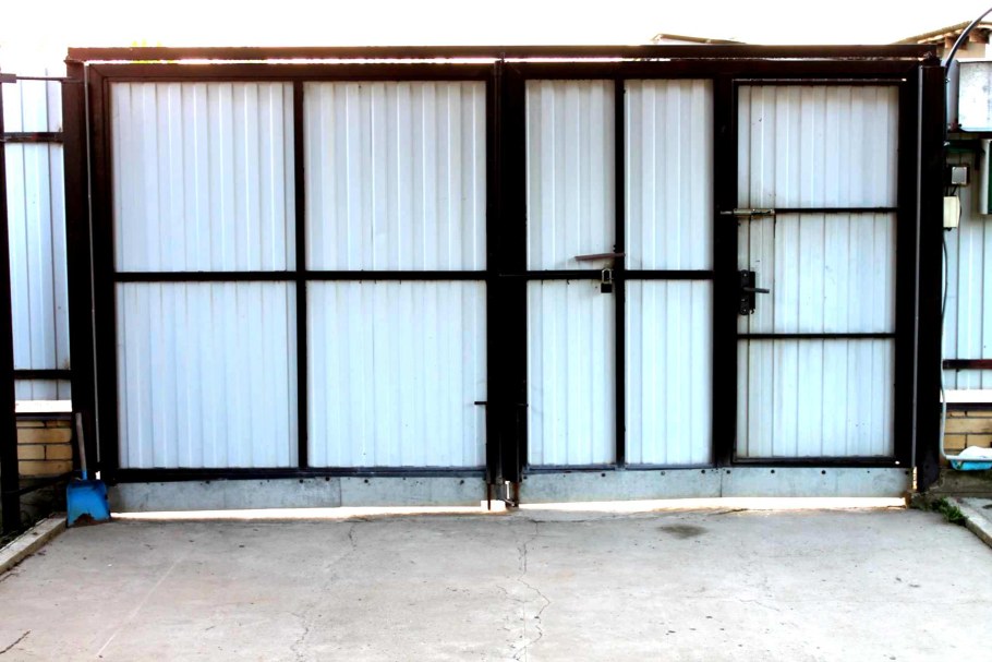 Ворота и калитка из профтрубы 40/20