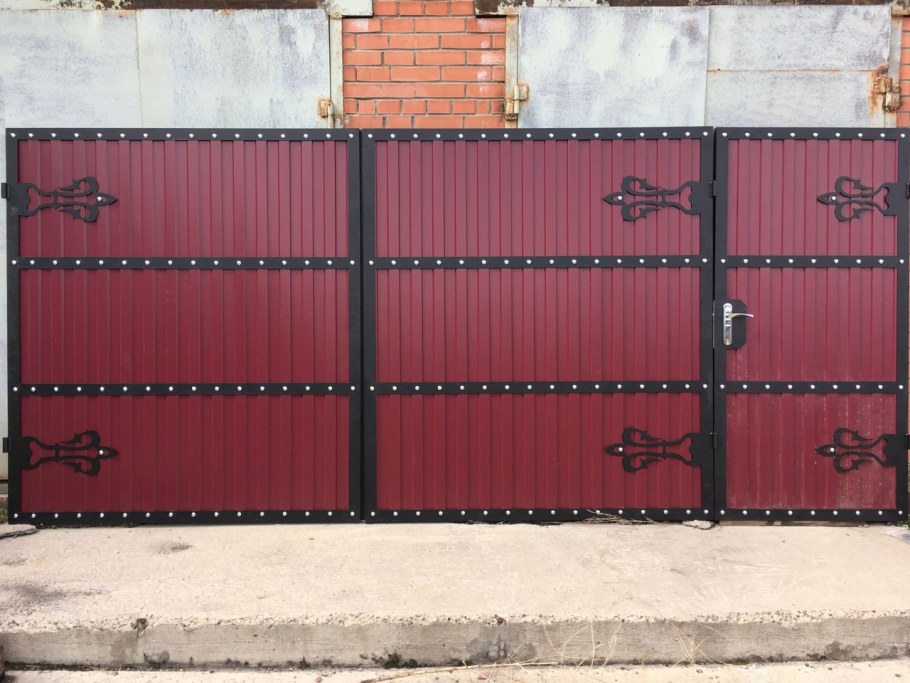 Металлопрофильные ворота Олимпия