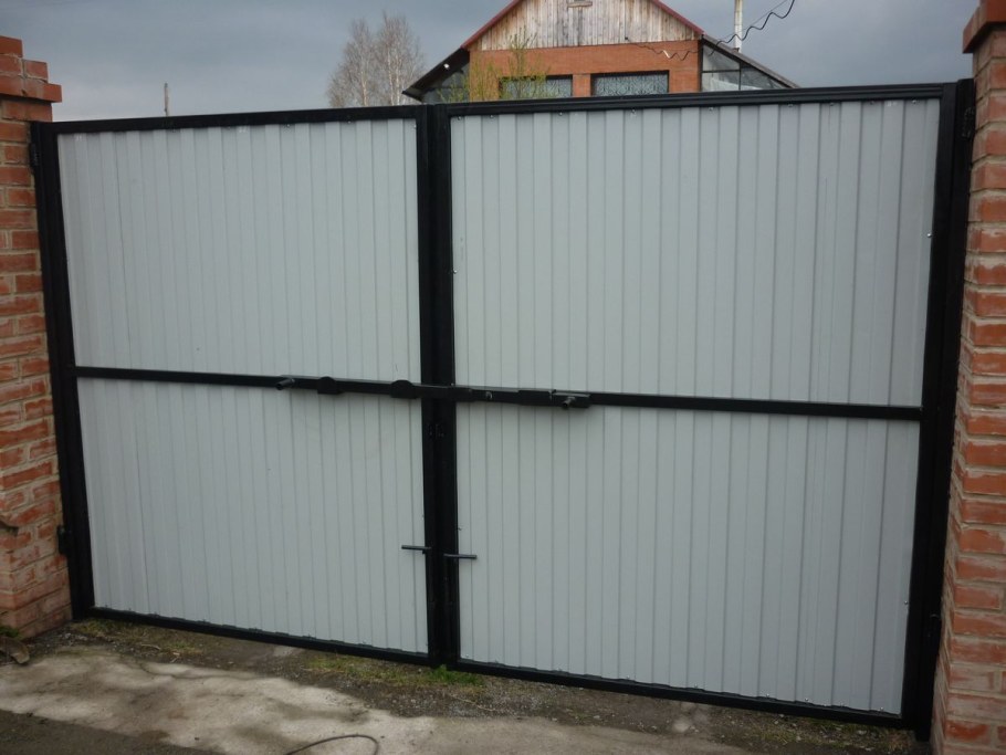 Ворота из профильной трубы 40х20 3м
