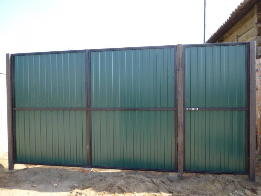 Ворота из профильной трубы с40 40х20 с калиткой