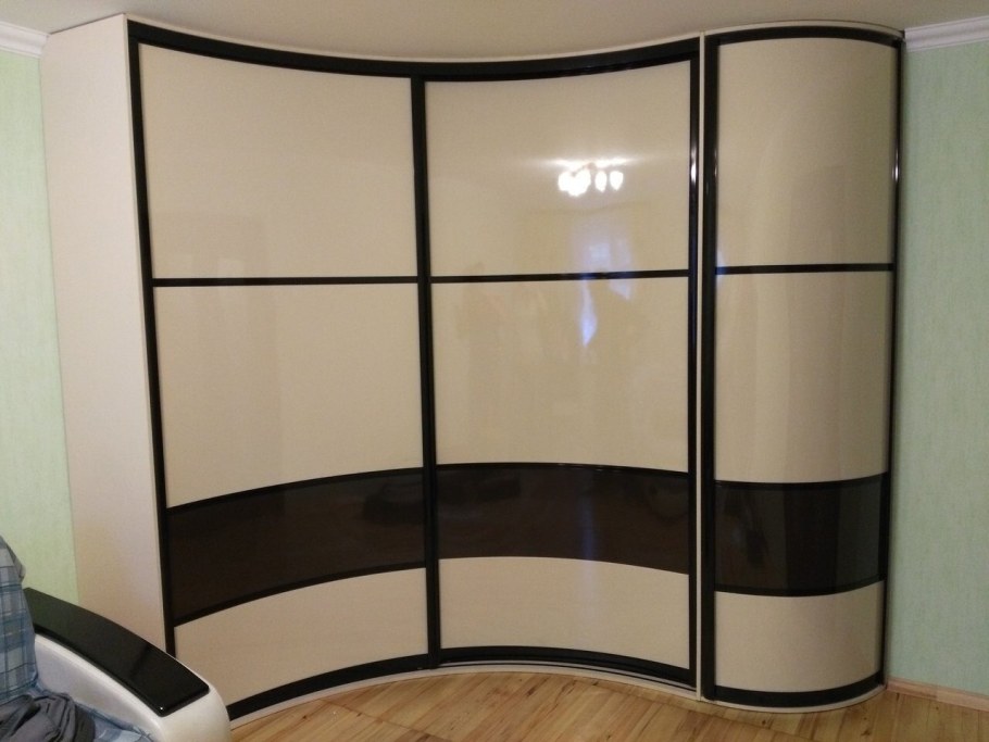 Шкаф-купе радиусный k-2