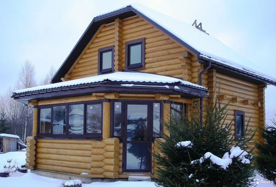 Деревянный дом с пристроем