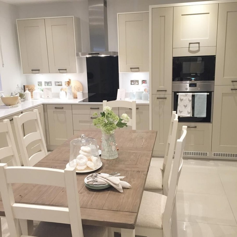 Кухня Николь Мария бежевый ясень