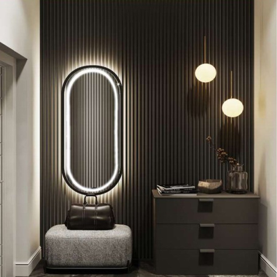 Зеркало с подсветкой в прихожую