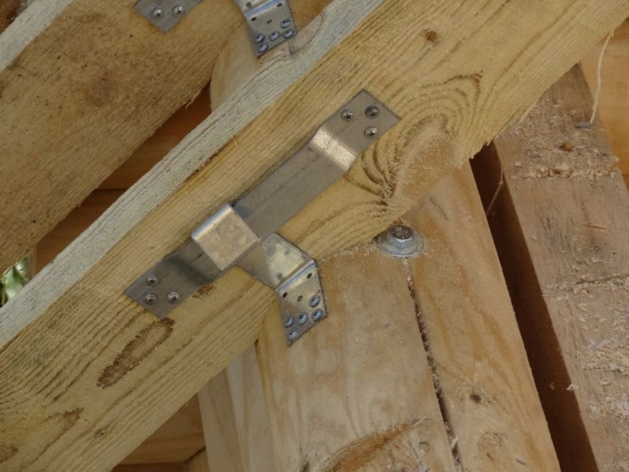 Скользящая опора для стропил KUCIS-120х90х40