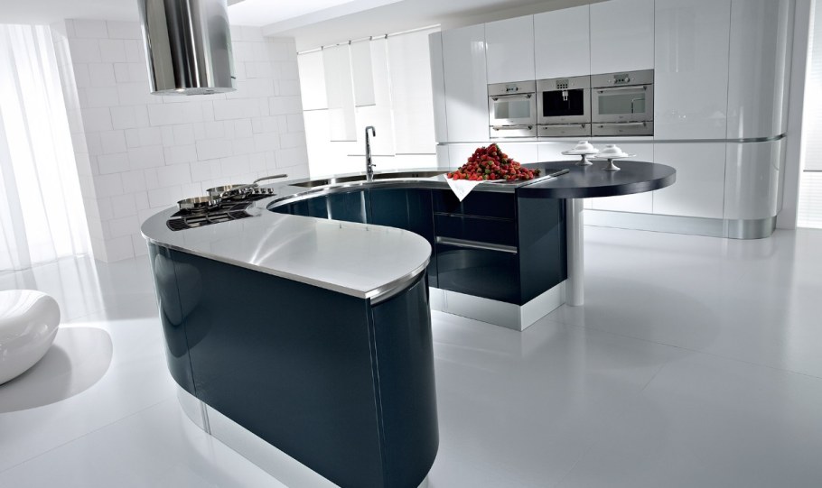 Кровать с подвесными тумбами