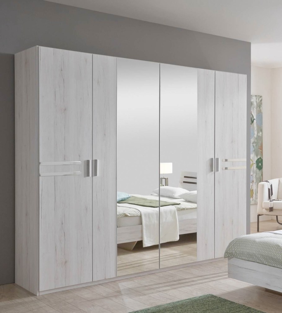 Белый шкаф с зеркалом в спальню