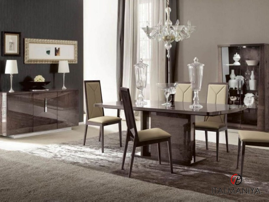 Casa 39 la Fenice витрина