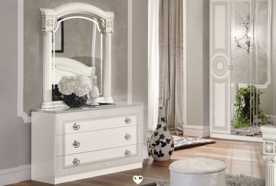 Белый комод с зеркалом в прихожую белый глянец