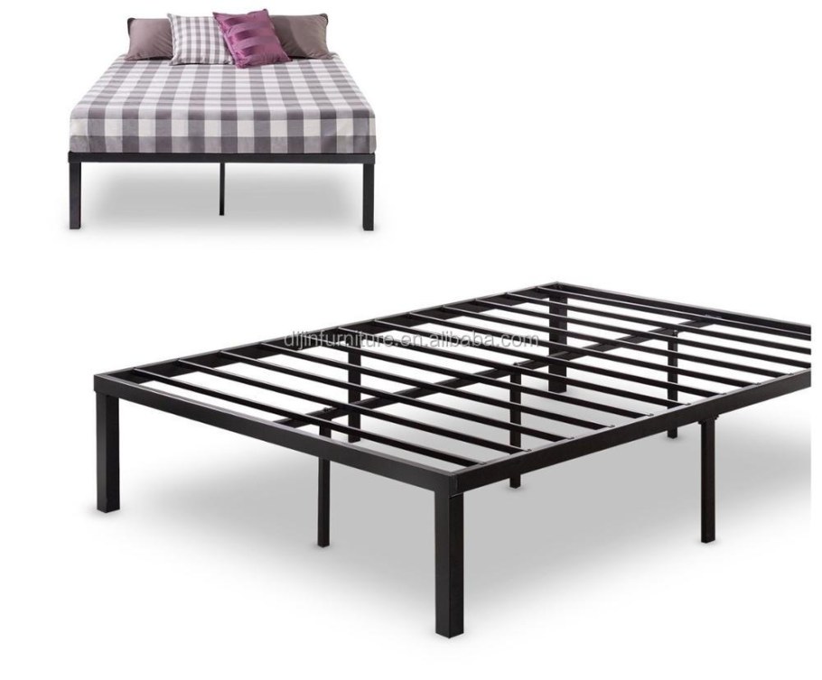 Кровать с металлическим каркасом