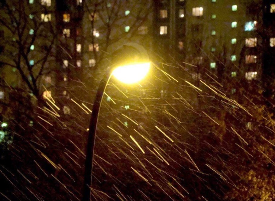 Ночь фонарь дождь