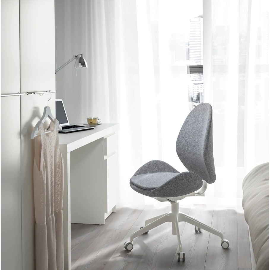 ЛОНГФЬЕЛЛЬ рабочий стул, Гуннаред бежевый/белый