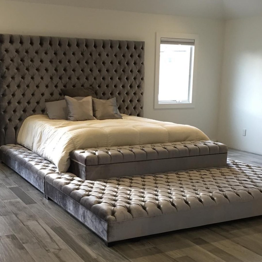 Кровать большая