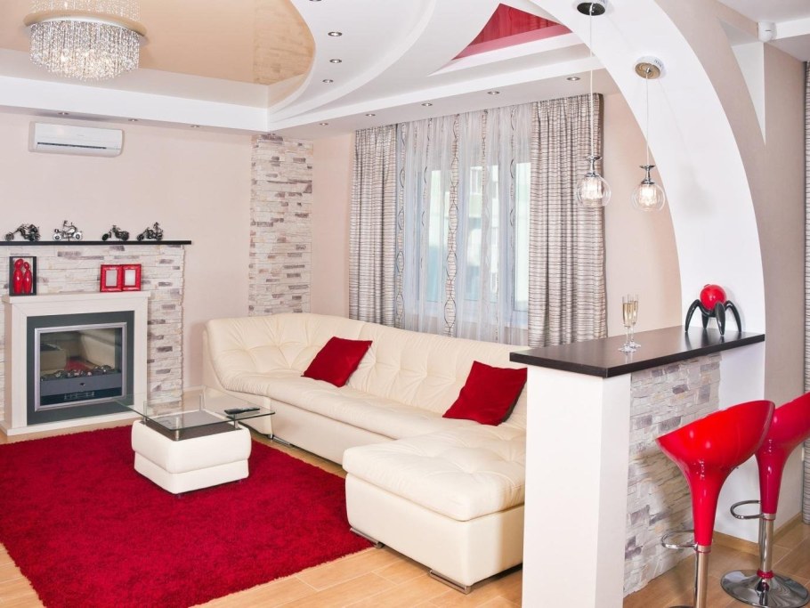 Арка между кухней и гостиной