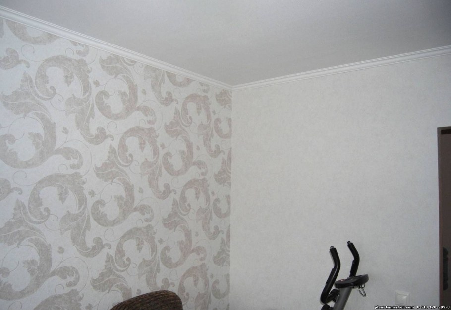 Обои в зал комбинированные