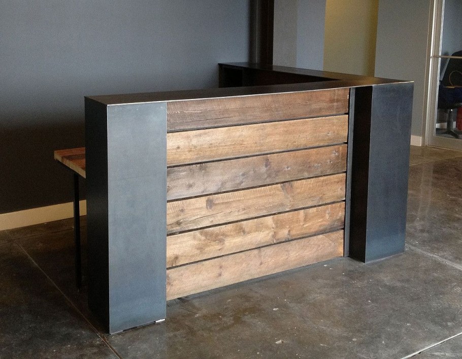 Лофт диджейская стойка