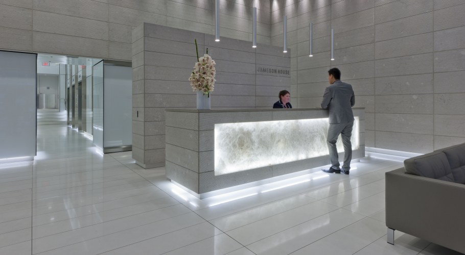 Ресепшен в стиле Хай тек