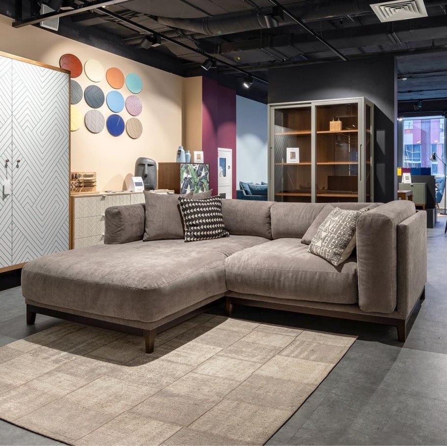 Шоурумы мебели