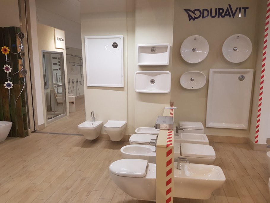 Шоурумы сантехники