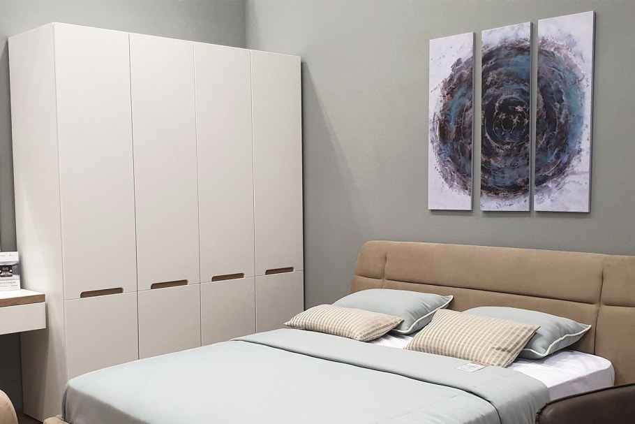 Шкаф Анри Ангстрем в интерьере