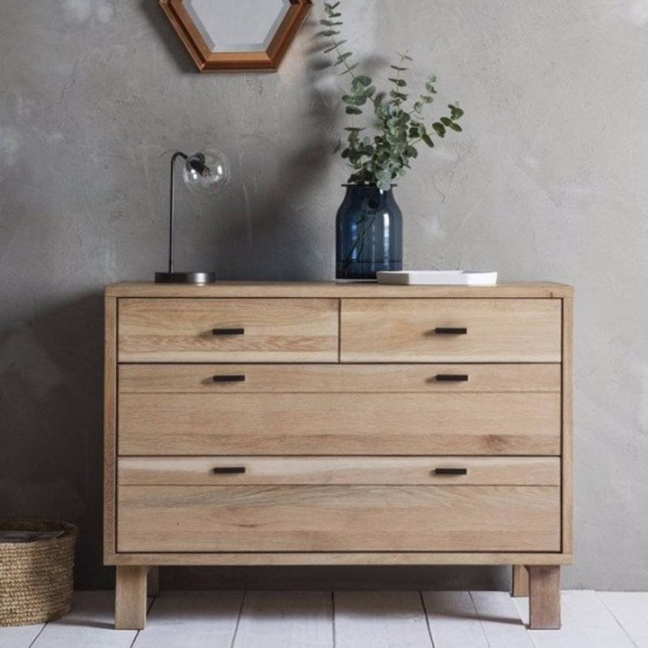 Комод в стиле Сканди