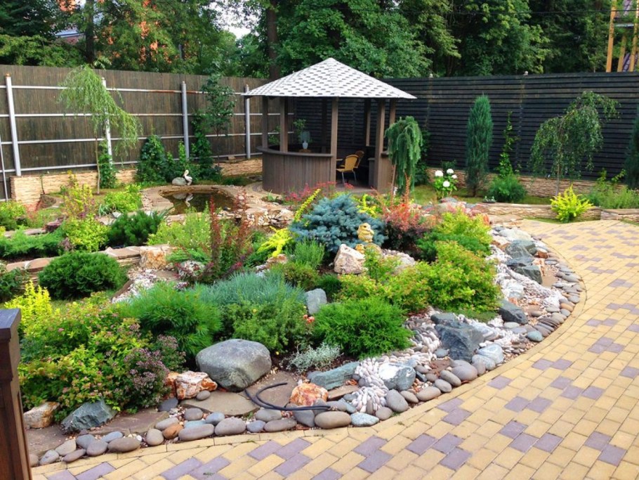 Клумба "Альпийская горка"