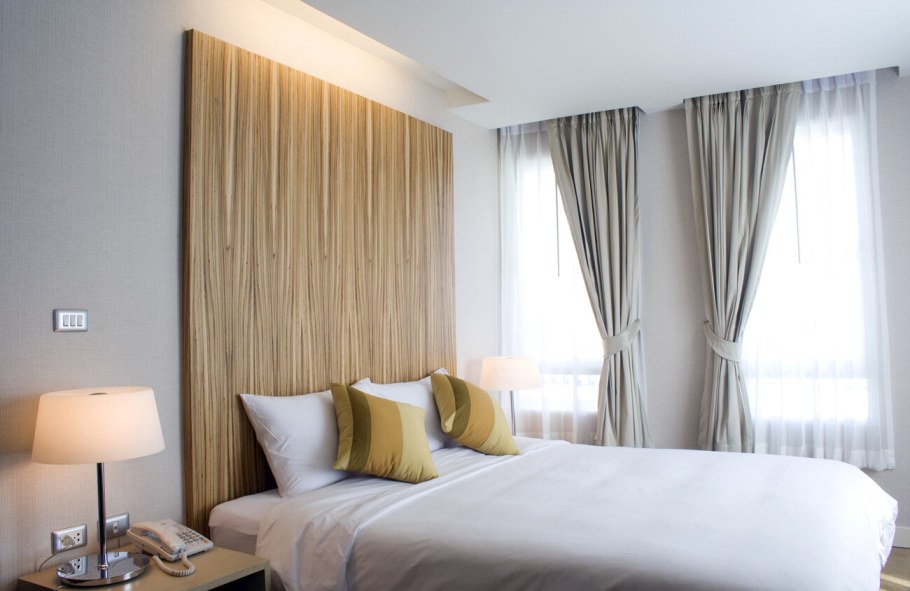 Скрытый карниз для штор