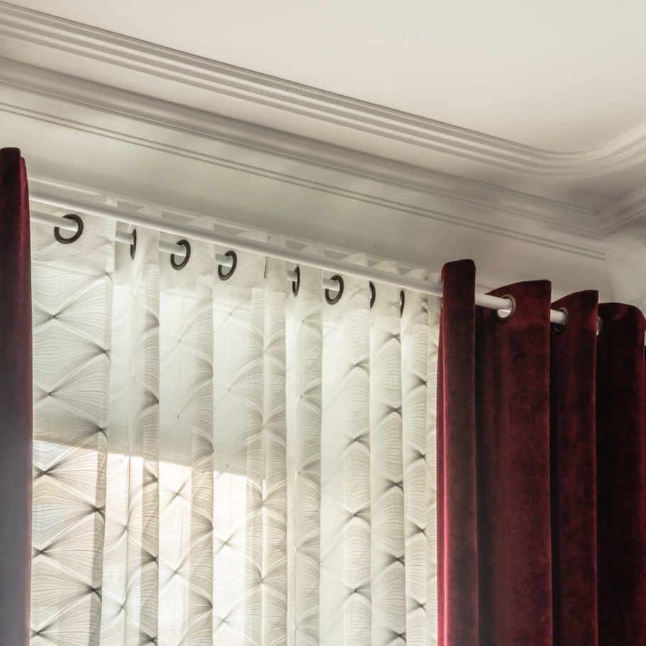 Шторы на люверсах на потолочный карниз