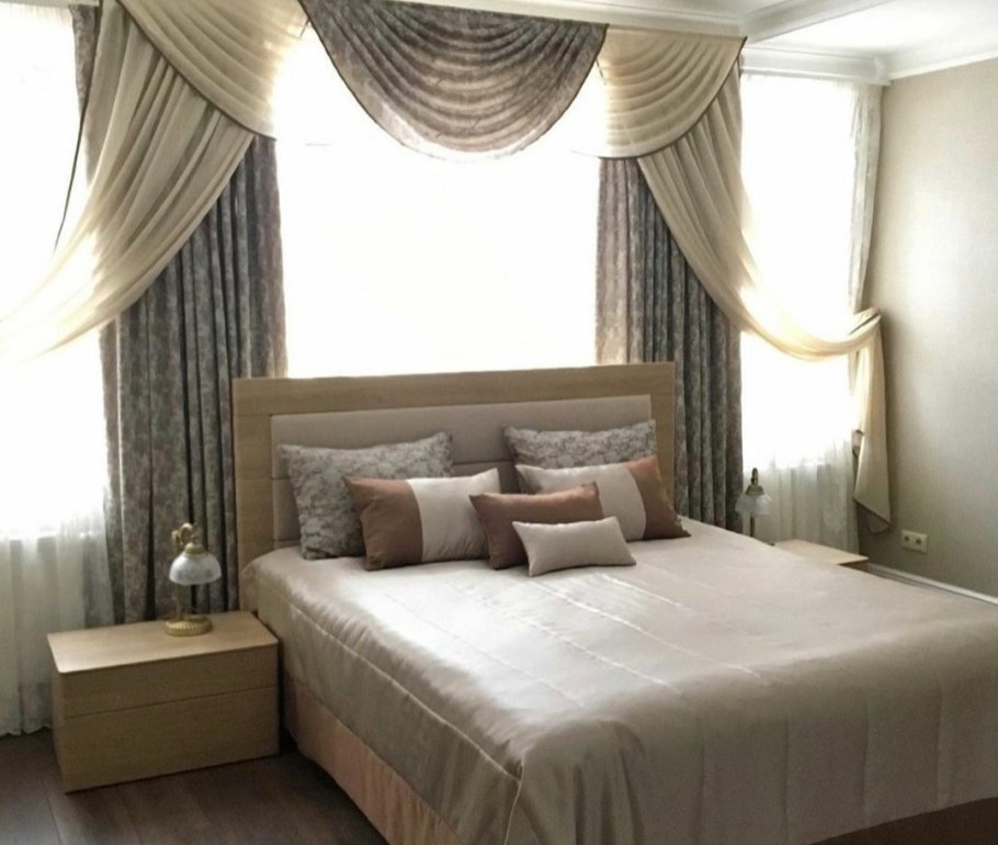 Дизайн спальни с карнизом