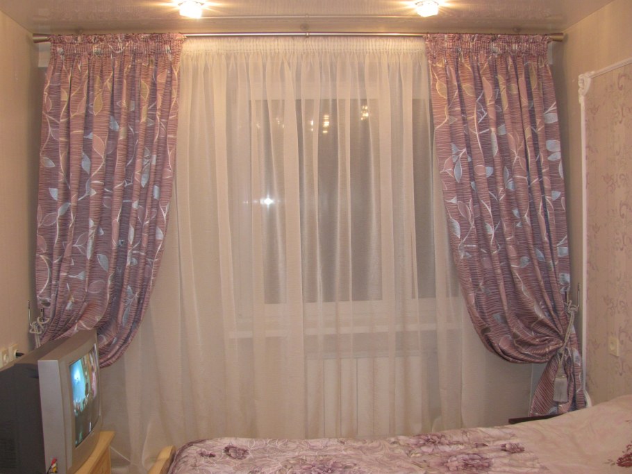 Шторы для потолочного карниза в спальню