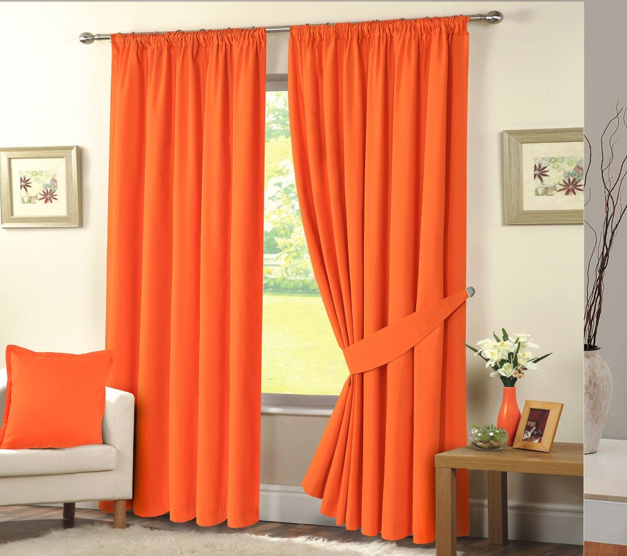 Оранжевые шторы