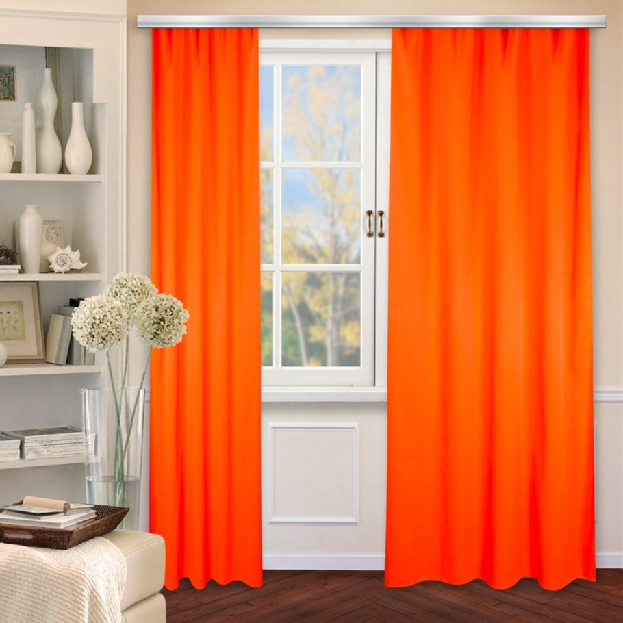 Оранжевые занавески